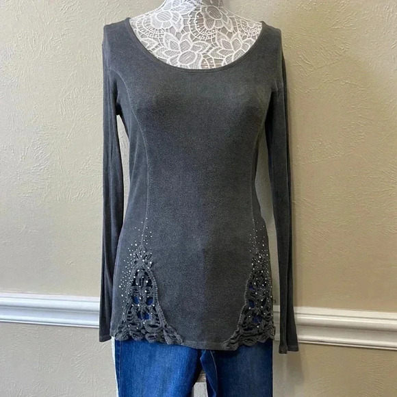 2/15 Long sleeve tee by BKE - Picture 1 of 8